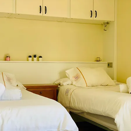 Stunning In Марбелья